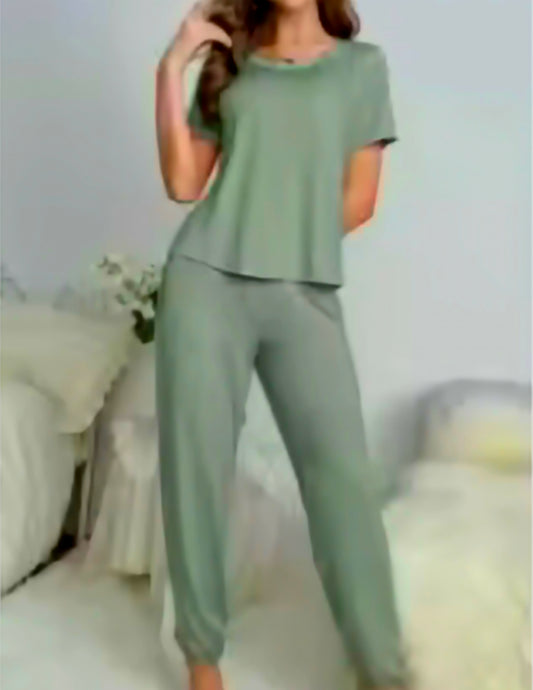 Apple lounge set